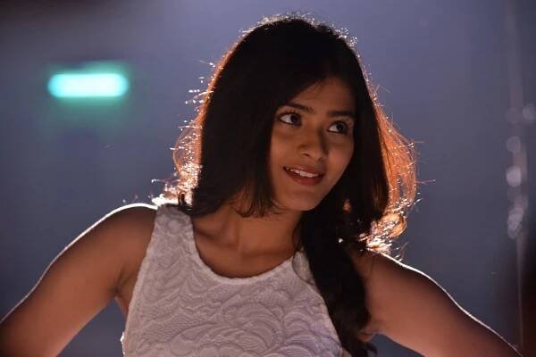 Kumari 21F - Z filmu - Hebah Patel