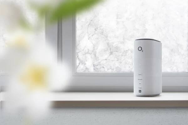 O2 5G Box modem pro mobilní pevný internet