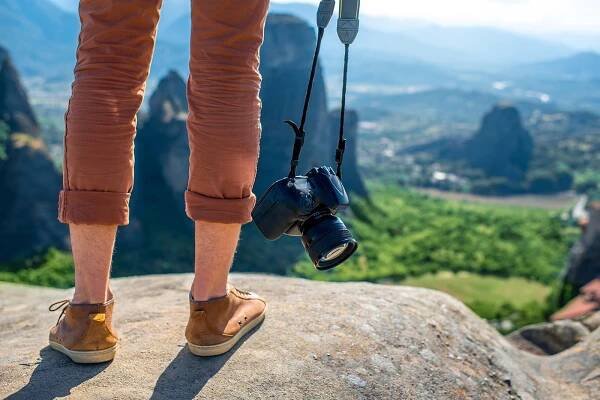 Špatně oblečený a vybavený turista na horách