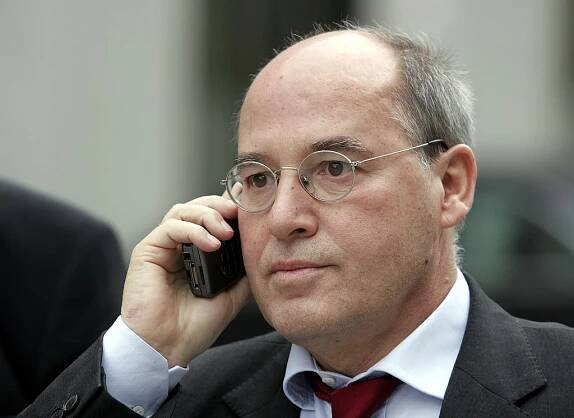 Gregor Gysi – Wikipedia