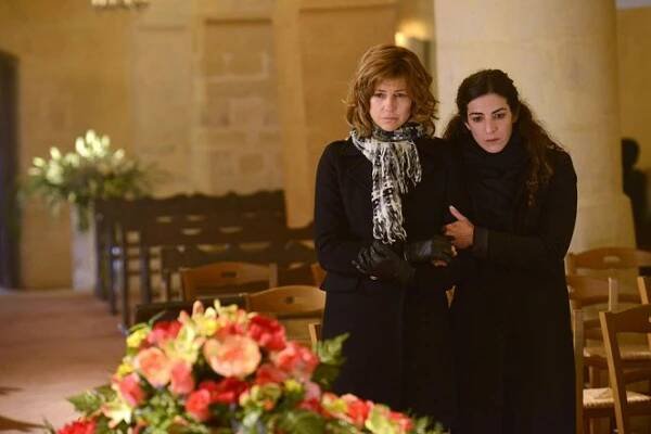 Mes amis, mes amours, mes emmerdes - Z filmu - Florence Pernel, Elsa Galles