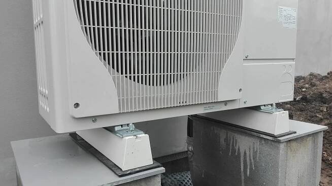 ZDROJE TEPLA A CHLADU | MONTA-THERM, s.r.o. dodávky a montáže tepelné techniky