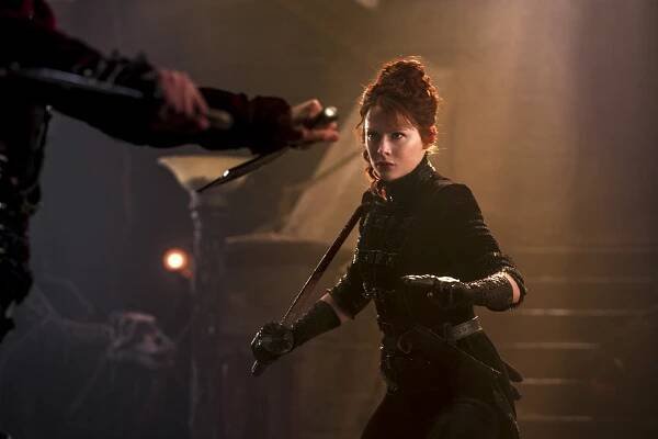 Into the Badlands - Slepí kanibalové - Z filmu - Emily Beecham