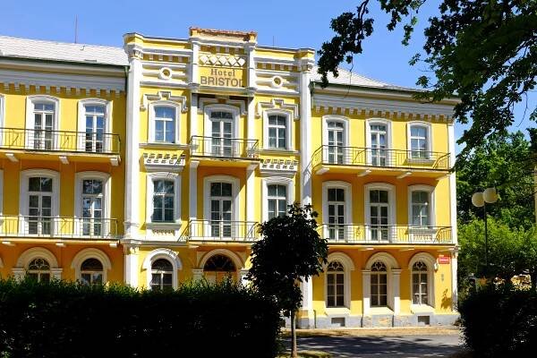 Soubor:Františkovy Lázně Francouzská 19 (1).jpg