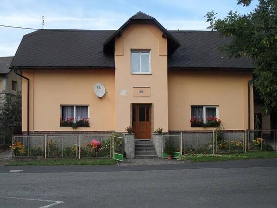 Dům