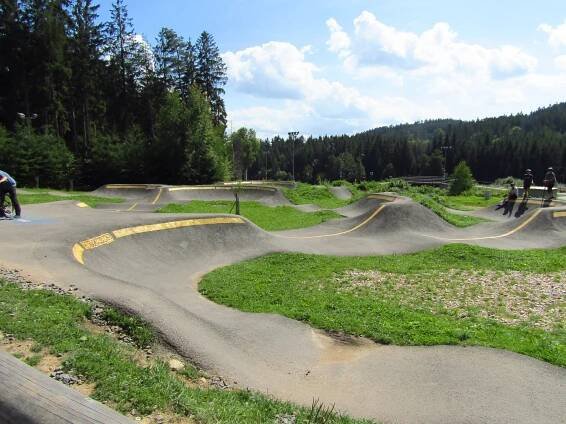 Fotogaléria • Pumptrack Vysočina Arena (Pumptrack) • Mapy.com