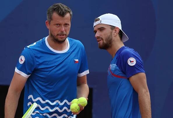 ZÁPAS O BRONZ ŽIVĚ: Macháč a Pavlásek vs. Fritz a Paul
