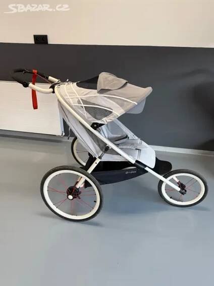 Sportovní kočár Cybex Avi 2023