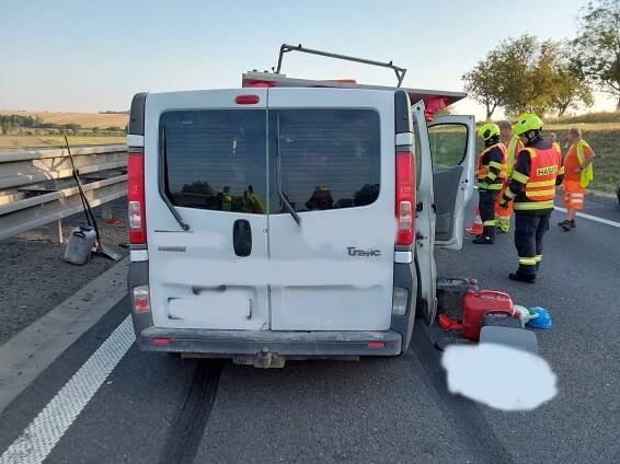 Nehoda uzavřela D46 na Olomouc. Zraněno je 5 lidí