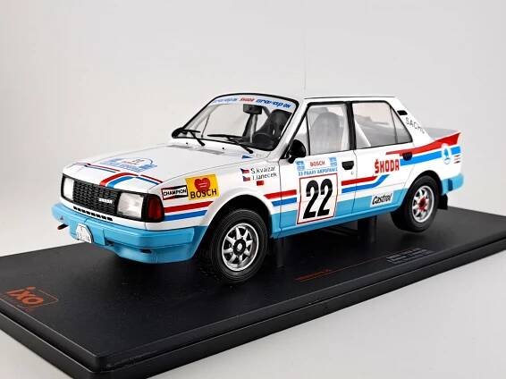 Škoda 130 LR, No.22, WRC, Rally Acropolis, S.Kvaizar/J.Janecek, 1986 1:18 IXO
