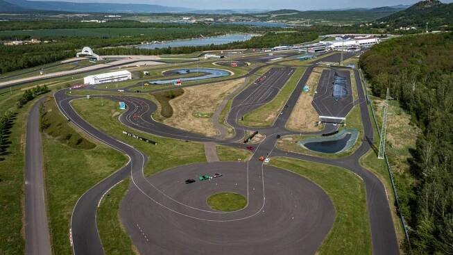 Autodromu Most se nelíbí nařízení, aby nerušil okolí hlukem. Žene to k Nejvyššímu soudu