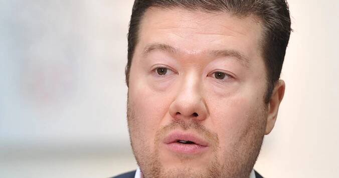 Okamura a Fiala skončili v hnutí Úsvit, zakládají novou stranu