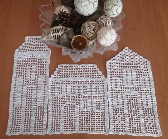 Wyjątkowe Rękodzieła | Czekają na zamieszkanie 😊 | Facebook in 2025 | Christmas crochet, Handcraft, Crochet