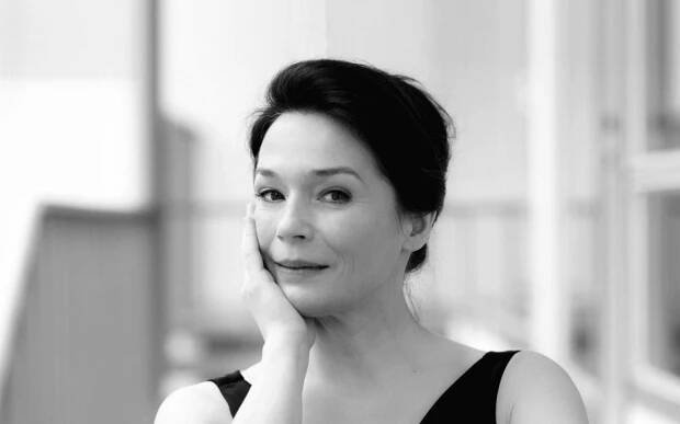 Julia Stemberger | Offizielle Website