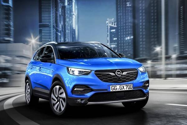 Opel Grandland X se představuje na prvních oficiálních fotografiích