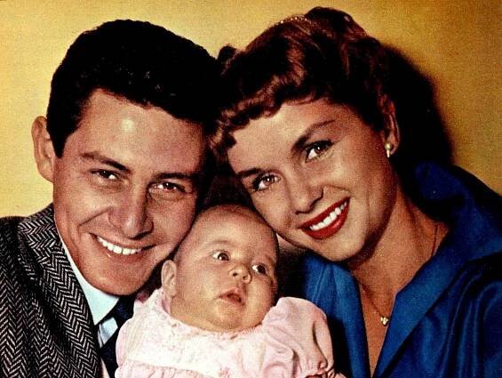 How the world welcomed baby Carrie Fisher (1956)