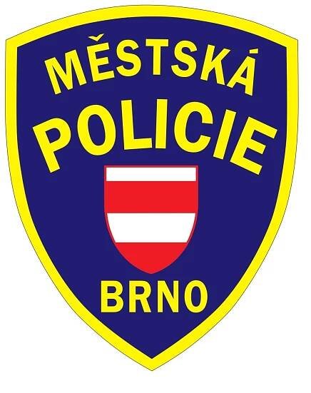 Skupina výrostků se pokusila oloupit dvojici u hlavního nádraží