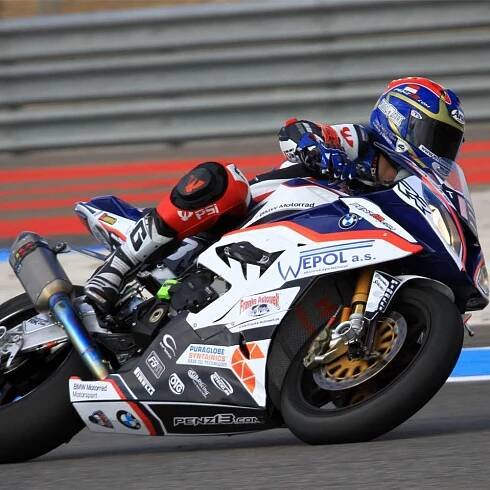 Šampion Danny Webb v sezoně nenašel soupeře! „Nejtěžší závod byl v Hořicích,“ říká suverénní vítěz seriálu IRRC: Hořice