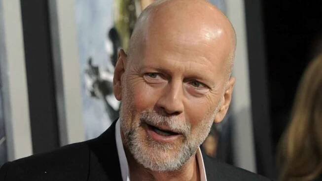 Herec Bruce Willis ukončil kariéru kvůli zdravotním problémům. Trpí afázií