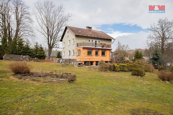 Pronájem bytu 3+1, 90 m2, Václavov u Bruntálu