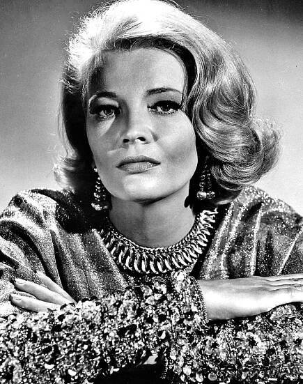 Faye Dunaway: The Iconic 1970s Star at 83 – News School