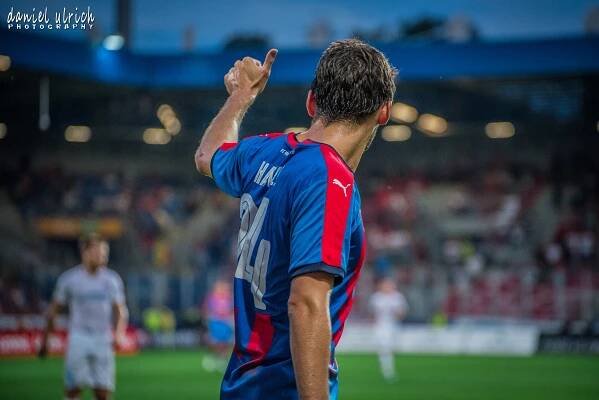 LM: FC Viktoria Plzeň – FCSB 1:4 (2.8.2017) | Daniel Ulrich - Sportovní fotograf Plzeň
