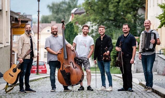 Oslava 26. narozenin Terapeutické komunity Renarkon a koncert kapely Docuku – Renarkon