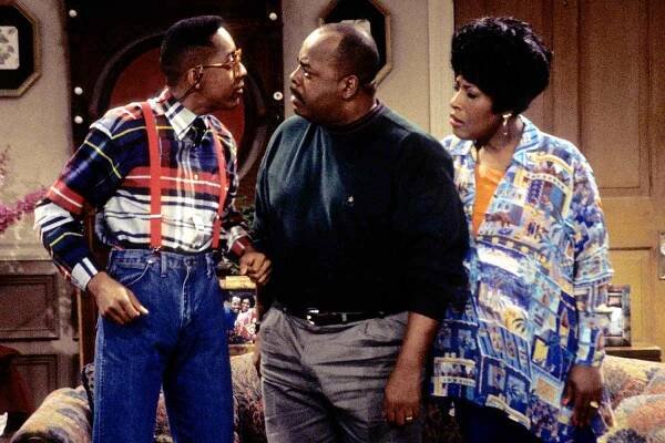 Jaleel White Jo Marie Payton and Reginald VelJohnson in Family Matters