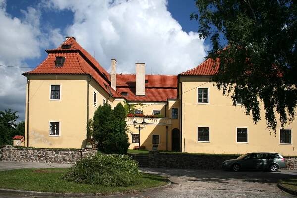 Starý zámek v Hořovicích - Kultura.cz
