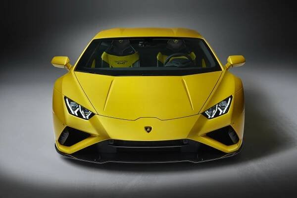 Chytněte býka pořádně za rohy – nové Lamborghini Huracán pouze s pohonem zadních kol bude divočejší a zábavnější