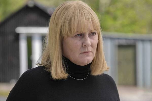 Katastrofa - Epizoda 2 - Z filmu - Sarah Lancashire