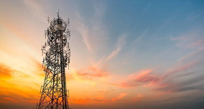 Best 5G Home Internet Service of 2025: Get Fast, Affordable Internet With Our Expert Picks