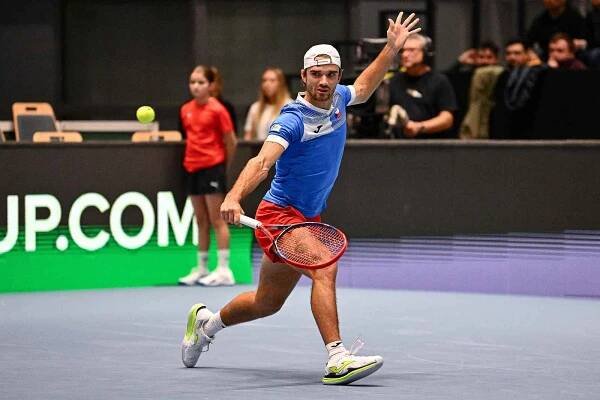 Kvalifikace tenisového Davisova poháru, úvodní dvouhry: Tomáš Macháč (na snímku) z České republiky - Kwon Sun-u z Koreje, 31. ledna 2025, RT Torax Arena, Ostrava.