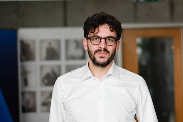 Koalice sklízí třešničky z dortu, ale sama s projekty nepřichází, kritizuje vedení Prahy Scheinherr
