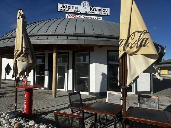 Domov - Jídelna Krumlov - Obědy | Chlebíčky | Zákusky | Oslavy | Catering