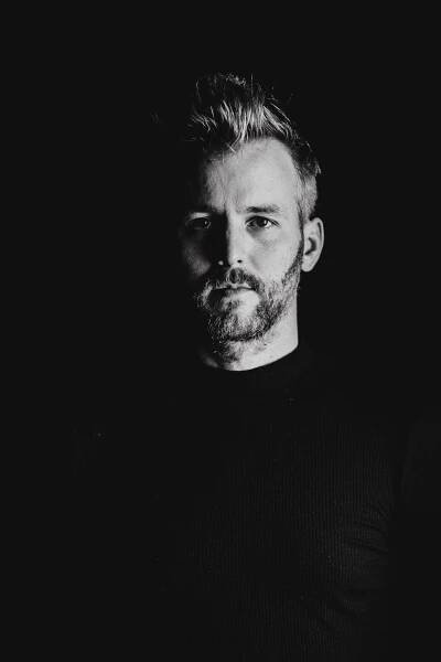 Miloslav König: Hedvábí - Divadlo Na zábradlí
