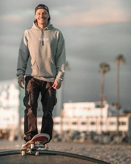 Los Angeles mi srazilo hřebínek, říká skateboardista Maxim Habanec. Do Česka se vrací unavený i nadšený – Muži v Česku