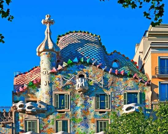 Barcelona Highlights 4h – A Guide in Barcelona