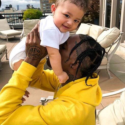 Kylie Jenner and Travis Scott Buy $13.5 Million L.A. Mansion (and Split the Cost!): Source