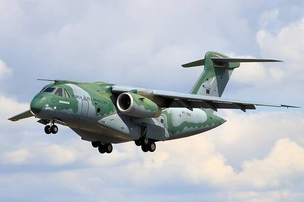 Soubor:KC-390 (53944437431).jpg – Wikipedie