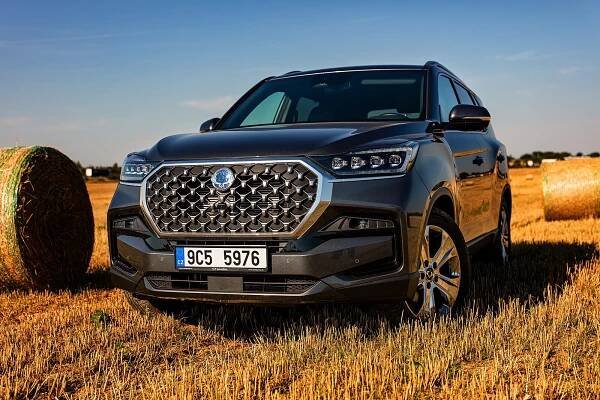 Korejský „otloukánek“ SsangYong se probojoval mezi nejprodávanější značky aut. Čím Čechy přitahuje?