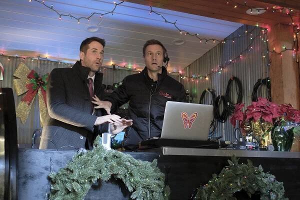 Niall Matter, Jason Cermak - Christmas at Dollywood - Z filmu