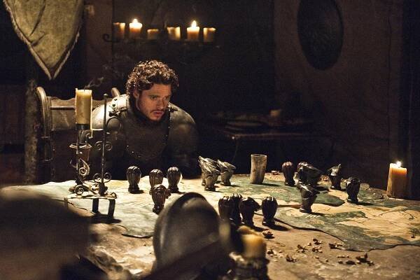 Hra o trůny - Bohové staří a noví (S02E06) (2012) | Tvůrci | ČSFD.cz