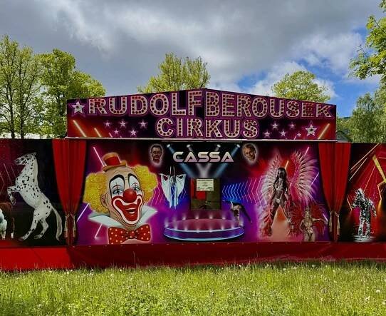 Cirkus Rudolf Berousek je ve Vrbně!