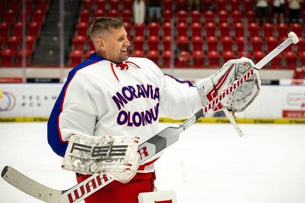 FOTO: Last dance olomoucké legendy. Branislav Konrád se rozloučil s fanoušky Mory | HC Olomouc