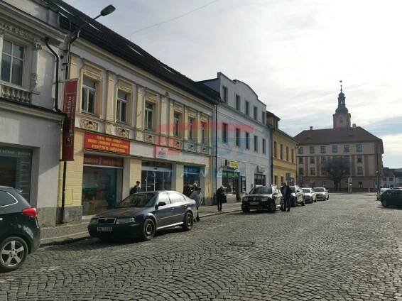 PRODEJ KOMERČNÍ - OBCHODNÍ BUDOVY S BYTYV CENTRU SUŠICE - ŠUMAVA | Prodej obchodní budovy s byty.