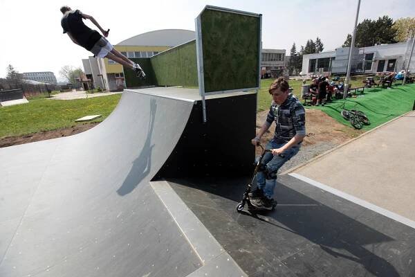 Kroměřížský skatepark patří v rámci Česka mezi nejlepší. Podívejte se