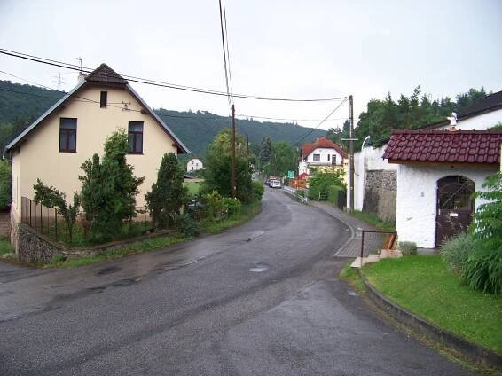 Měchenice - ubytování, počasí, foto, tipy na výlet, informace