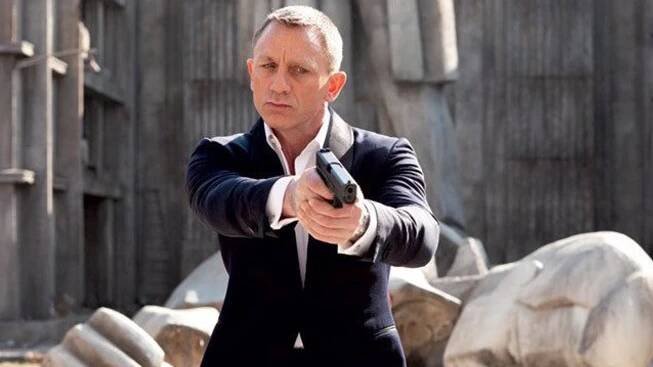 Daniel Craig: Získal stejnou hodnost jako James Bond