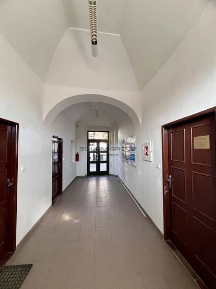 Pronájem nebytového prostoru 88 m², po úpravách, Praha 5 - Malá Chuchle - SOLOM GROUP